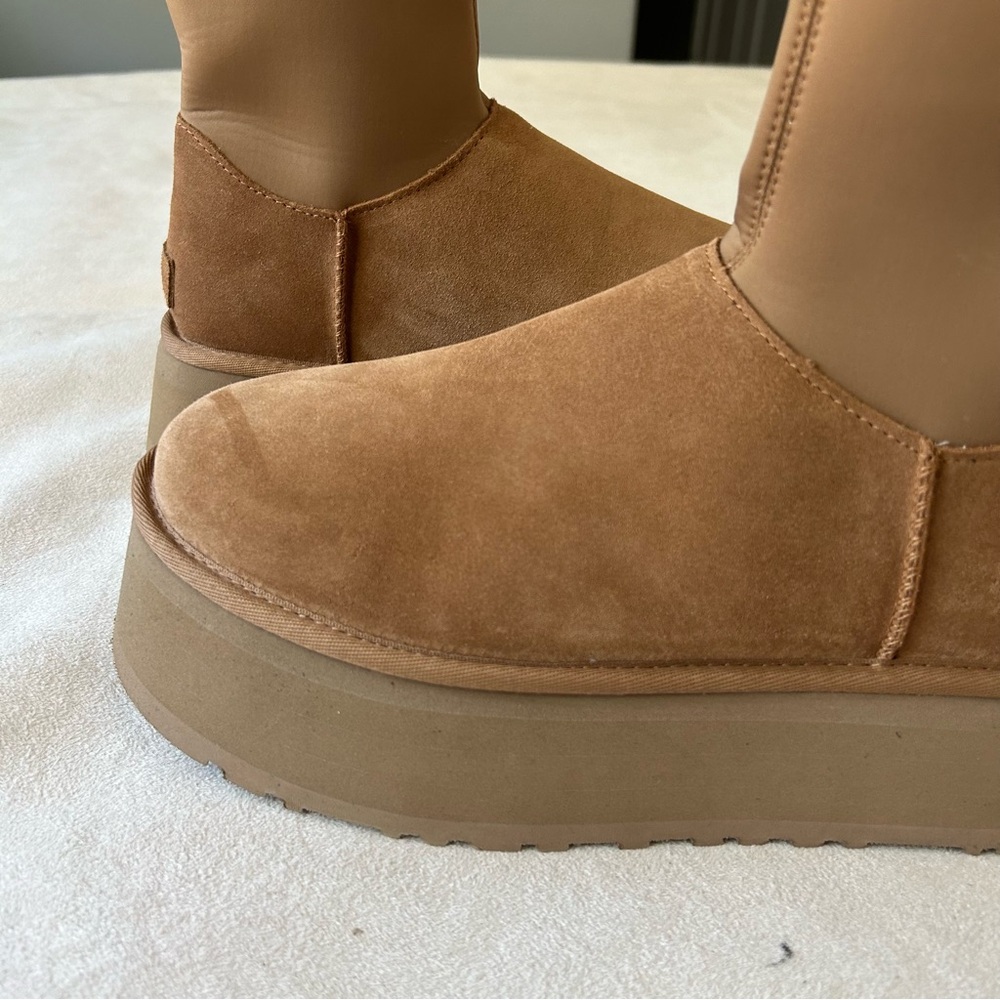 UGG CLASSIC DIPPER PLATFORM BOOT NWT - image 3